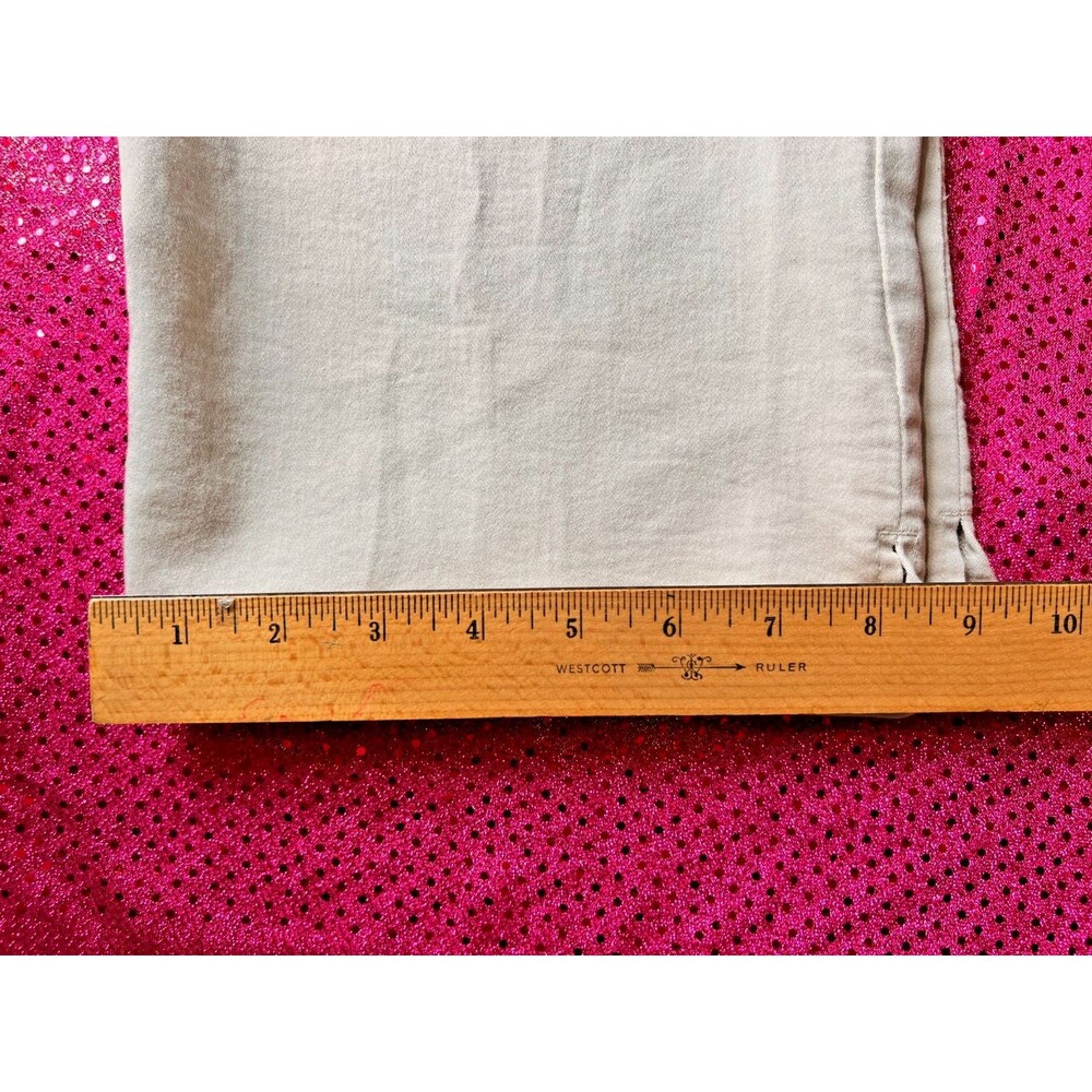 Liz Claiborne Classic Fit Ivory Color Capri's Size 18 - Picture 8 of 11
